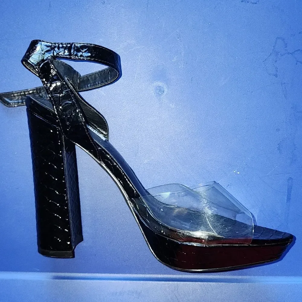Cape Robbin Chunky Heel Platform